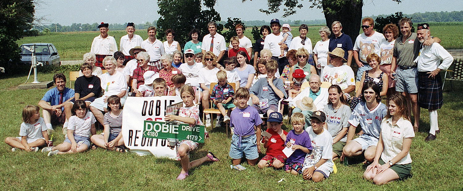 1995 Dobie Clan gathering, group photo
