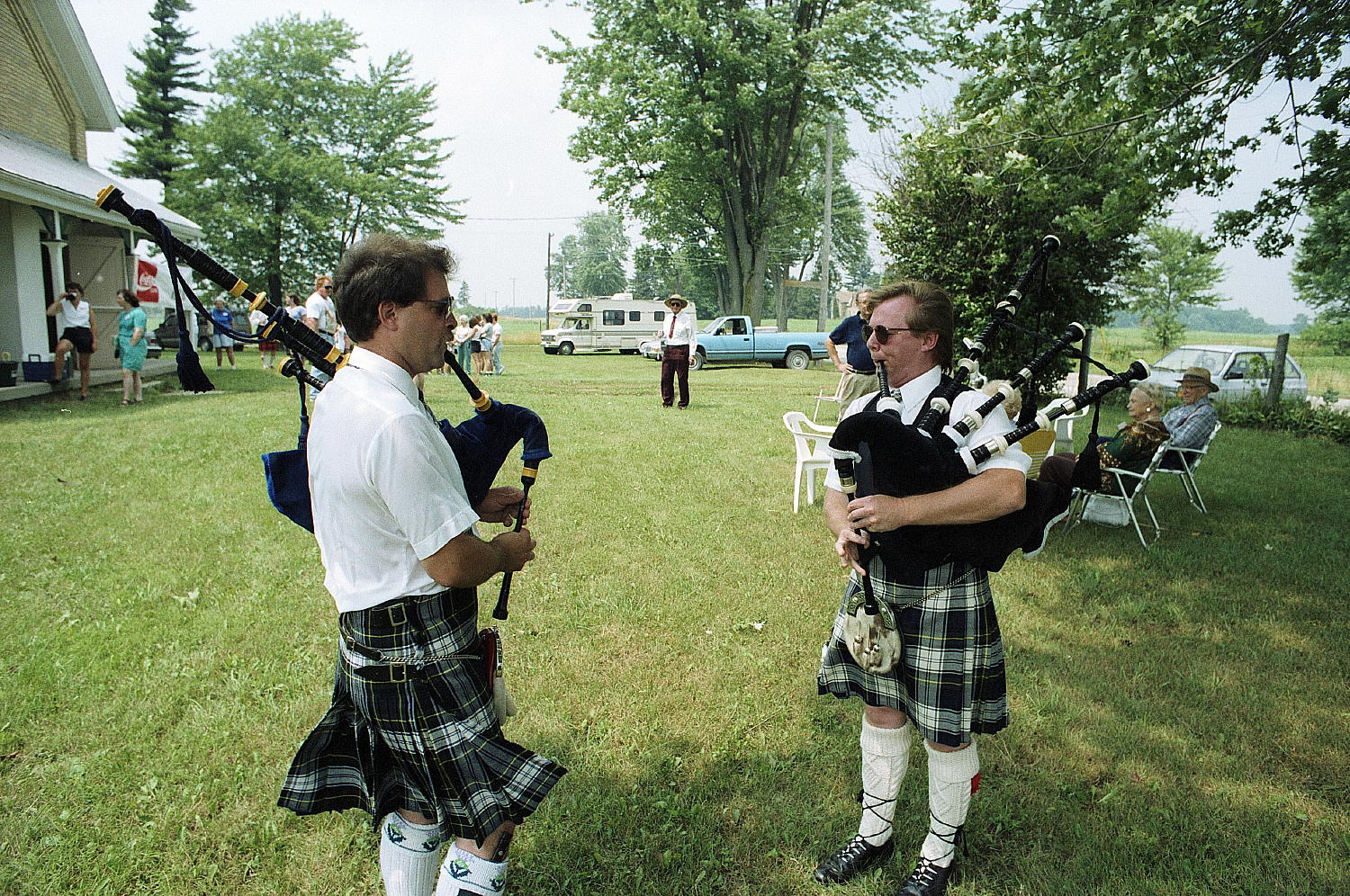 1995 Dobie Clan gathering, Pipers