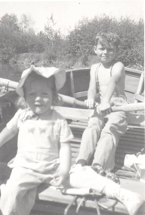 Dora and Kit Dobie in rowboat, June 1948